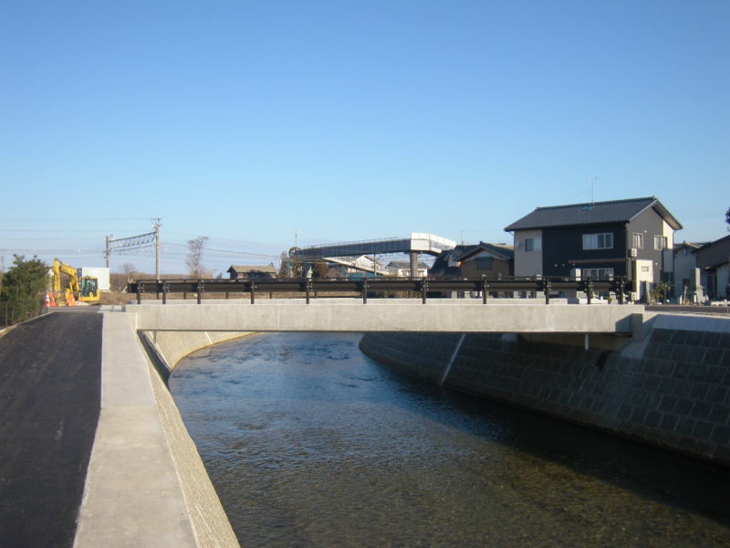 烏川広域河川改修市道橋工事