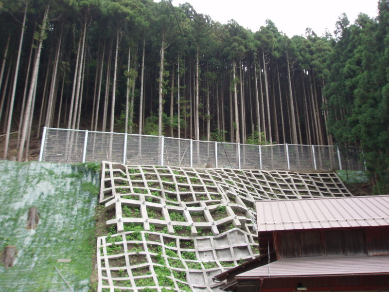 貫井地区急傾斜地崩壊対策工事