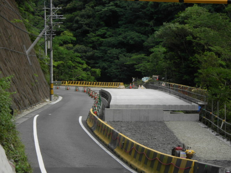 販売 十津川道路大野土捨場改良その他工事