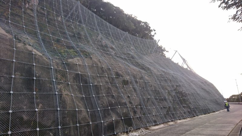 県道椛島線道路災害防除工事（落石対策工１）